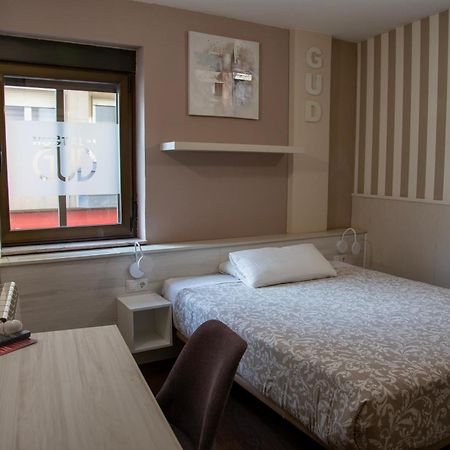 Hostal Gud Salamanca Dış mekan fotoğraf