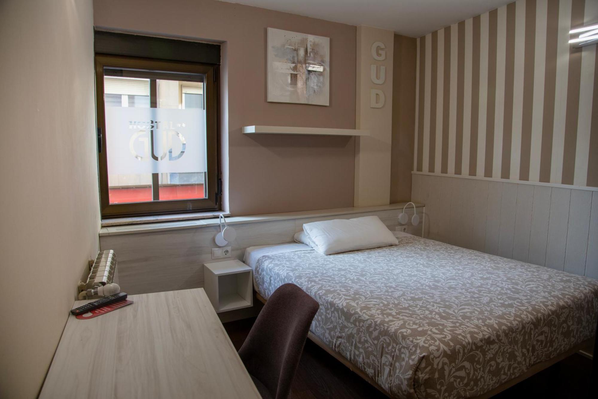 Hostal Gud Salamanca Dış mekan fotoğraf