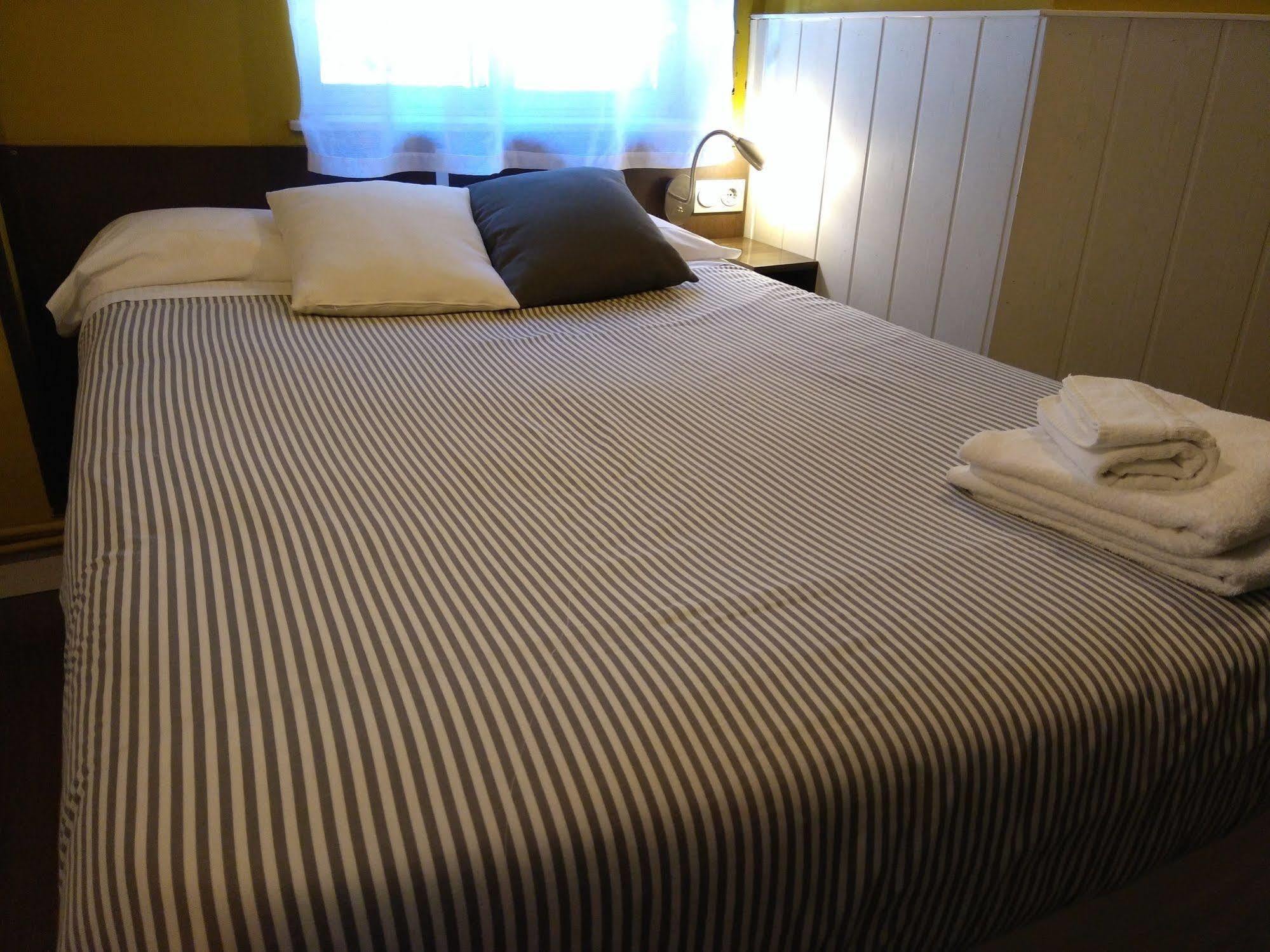 Hostal Gud Salamanca Dış mekan fotoğraf