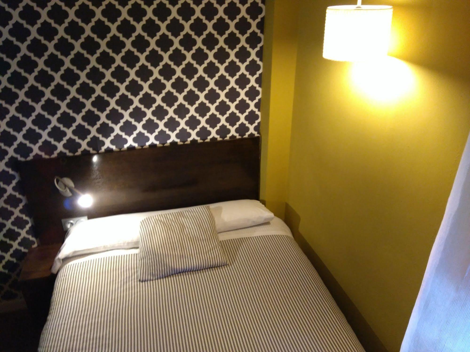 Hostal Gud Salamanca Dış mekan fotoğraf